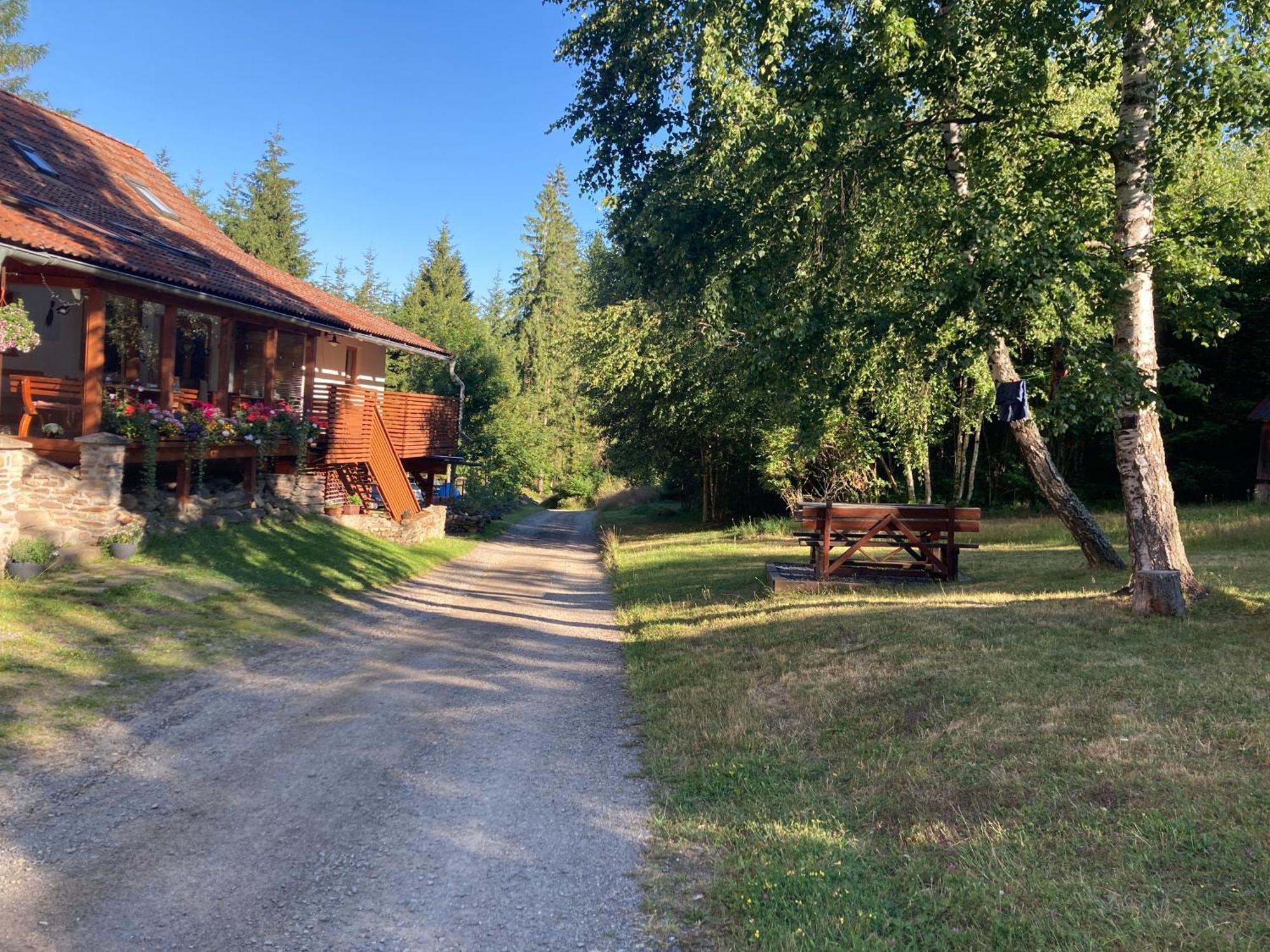 Penzion Na Habesi Kasperske Hory Buitenkant foto
